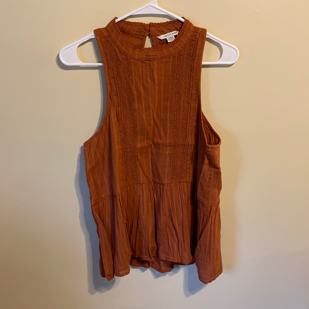 Sleeveless blouse